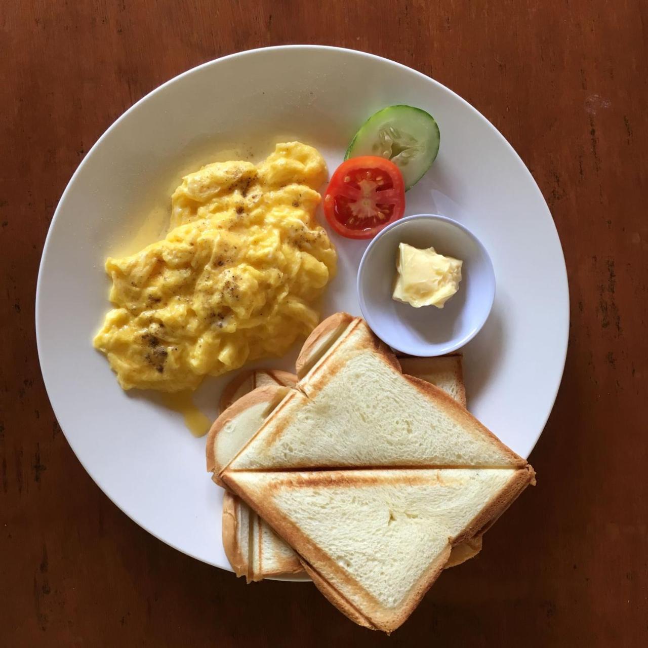 Bujang Lapuk Hostel Секотонг Екстериор снимка